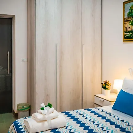 I Tigli Sul Navile 公寓