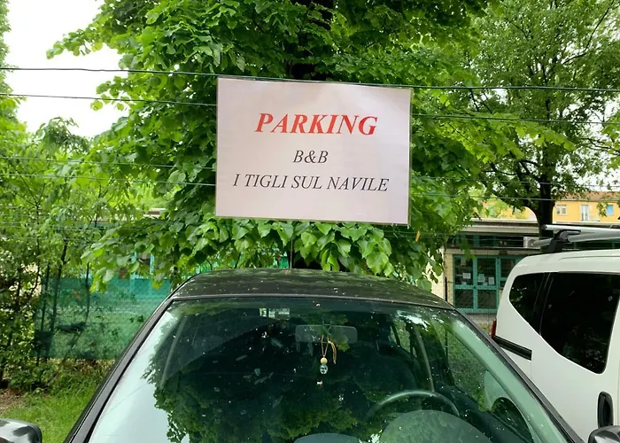 I Tigli Sul Navile *